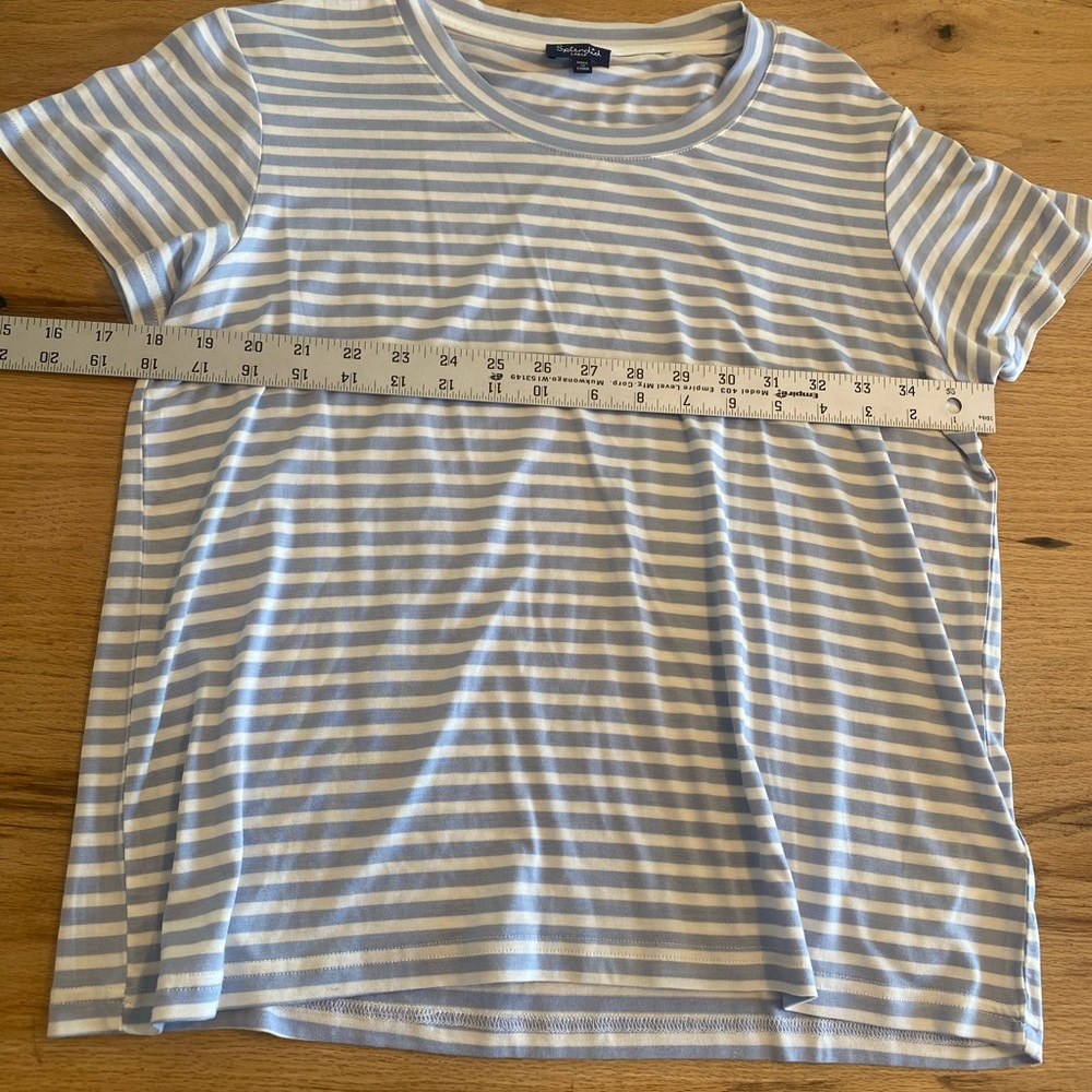 Splendid Light Blue and White Striped Top Tee Women’s Large Preloved - Picture 4 of 6